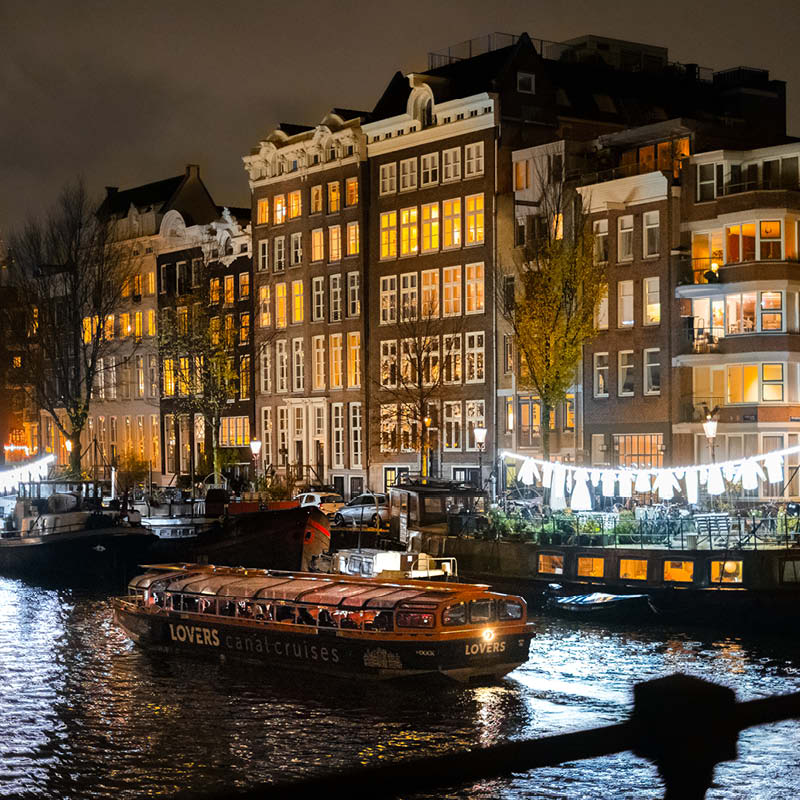 amsterdam light tour boat