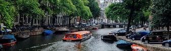 Fall in love with the Amsterdam canals in spring