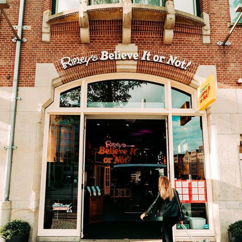 Ripleys Entrance