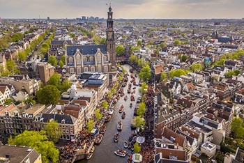 King's Day on the Amsterdam canals